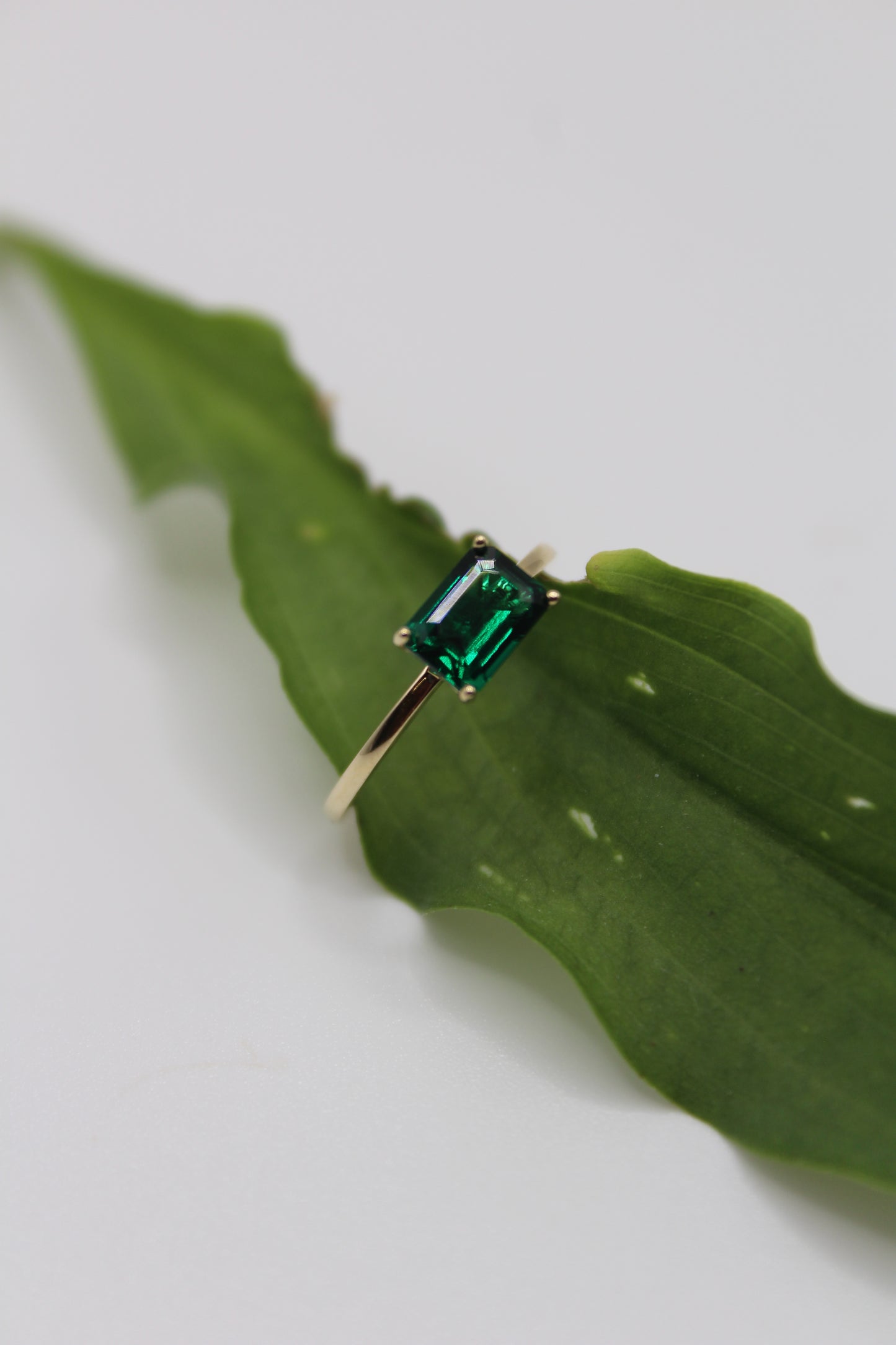 EMERALD CUT ESMERALDA RING