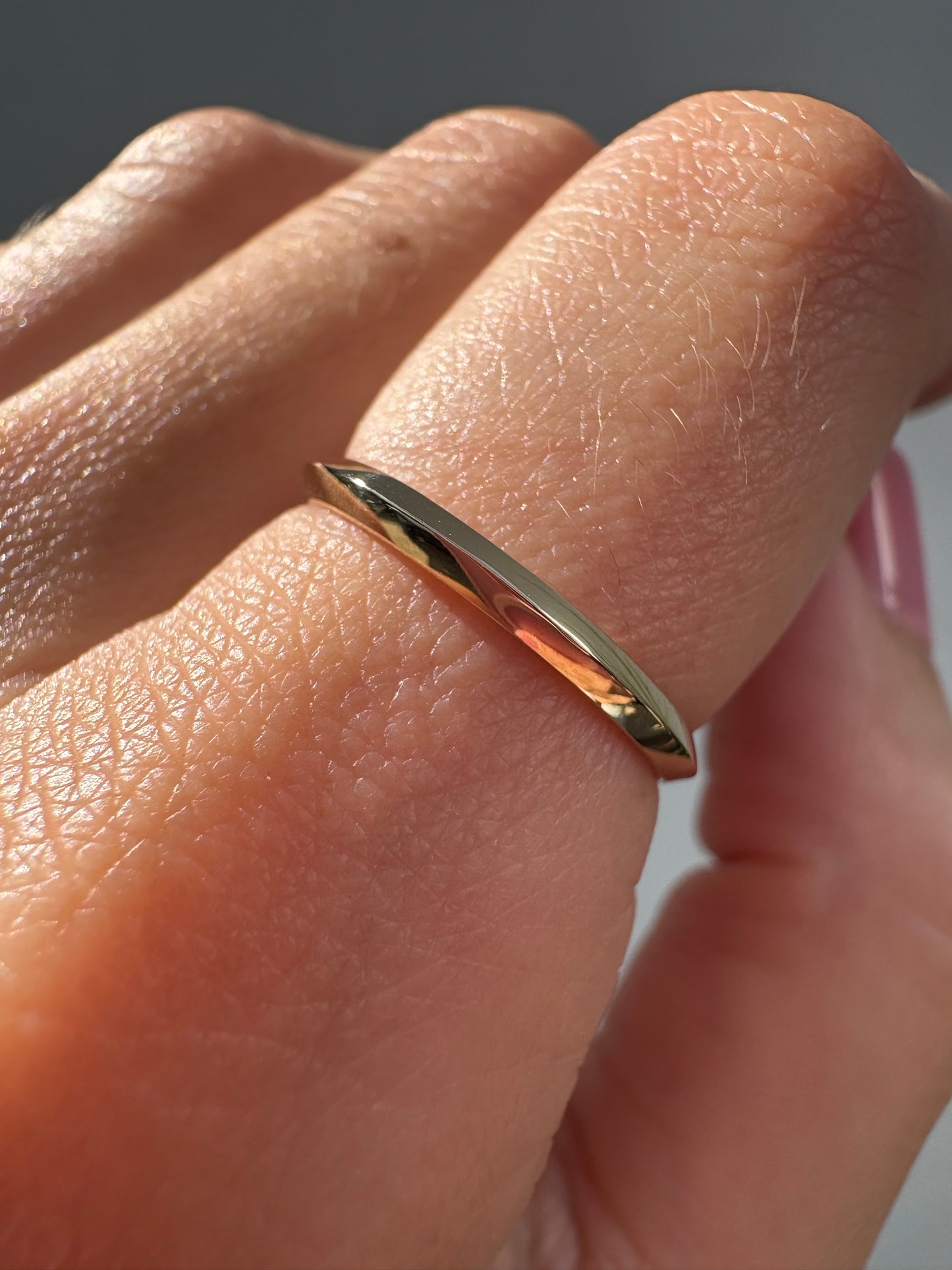 2MM KNIFE EDGE BAND