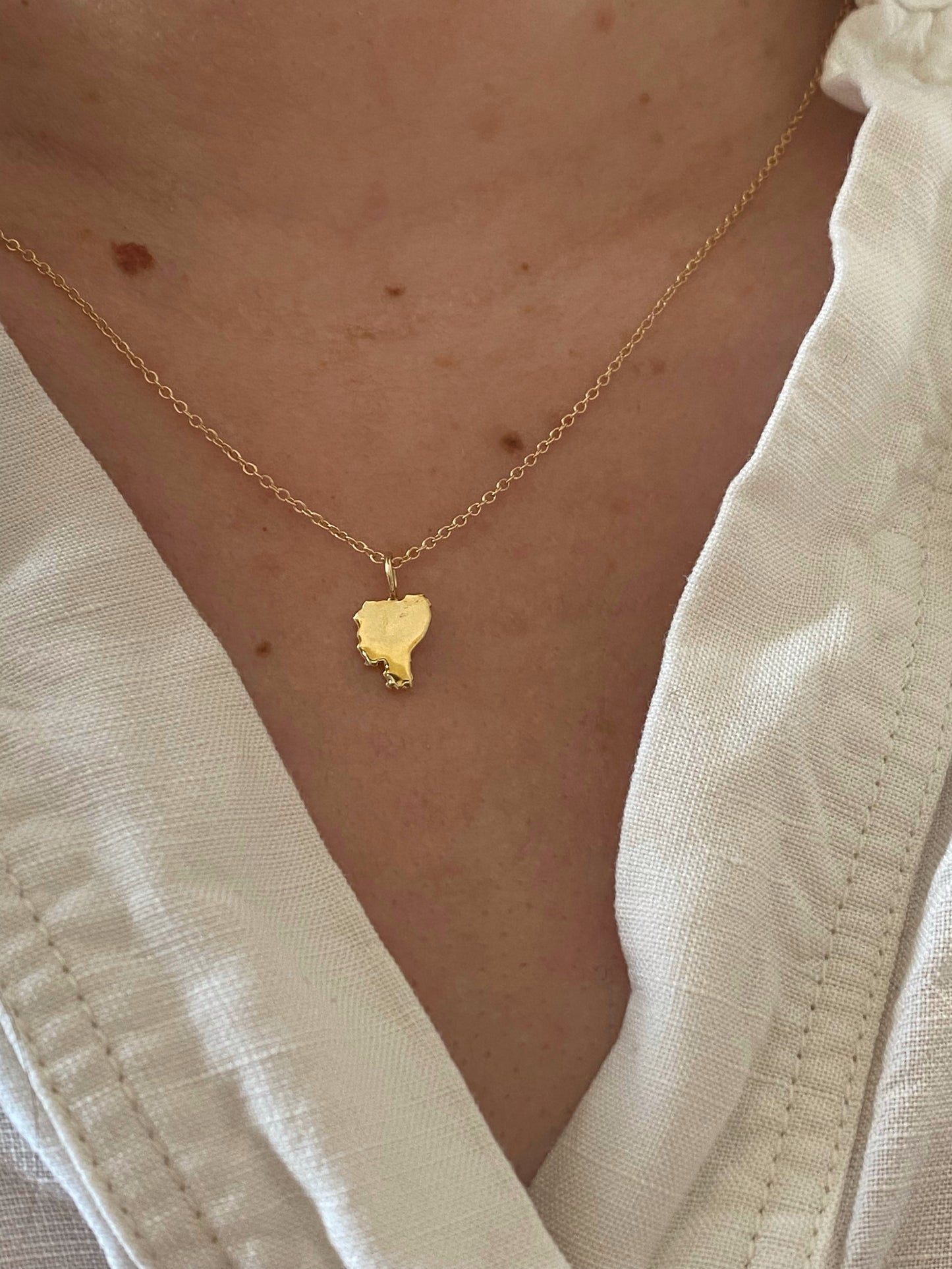 ECUADOR MINI ORIGIN NECKLACE