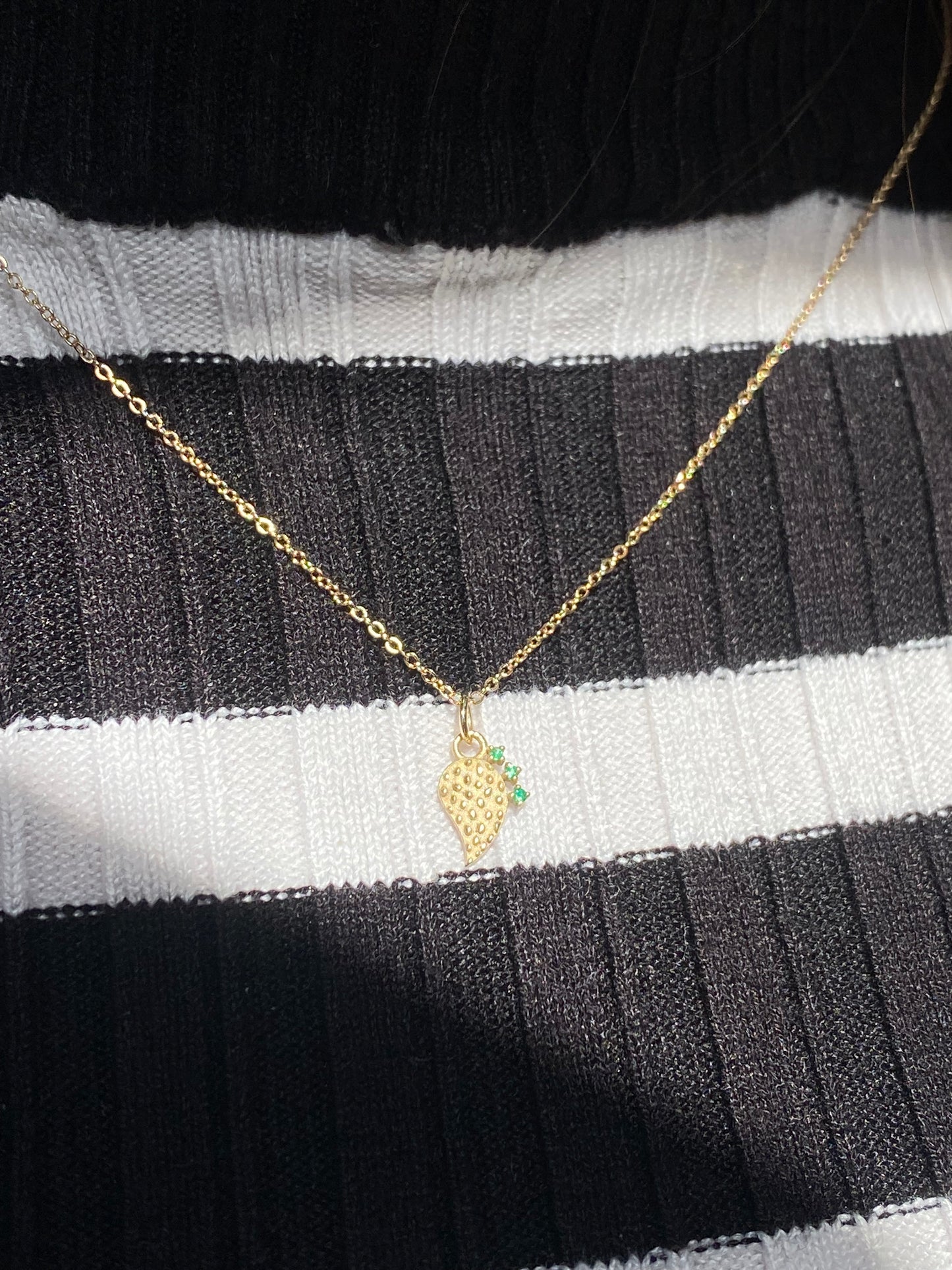 EMERALD TUNA NOPAL NECKLACE