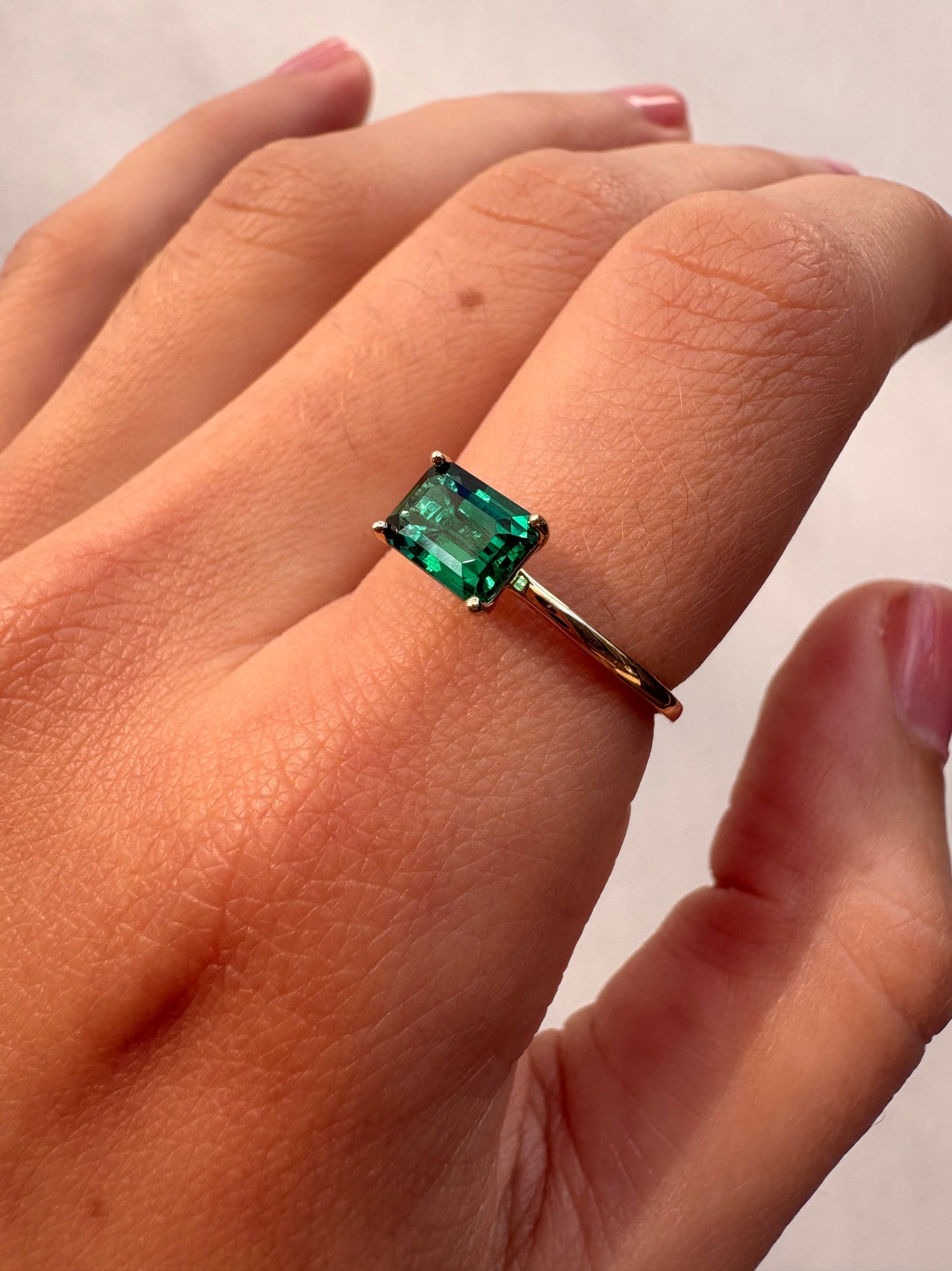 EMERALD CUT ESMERALDA RING