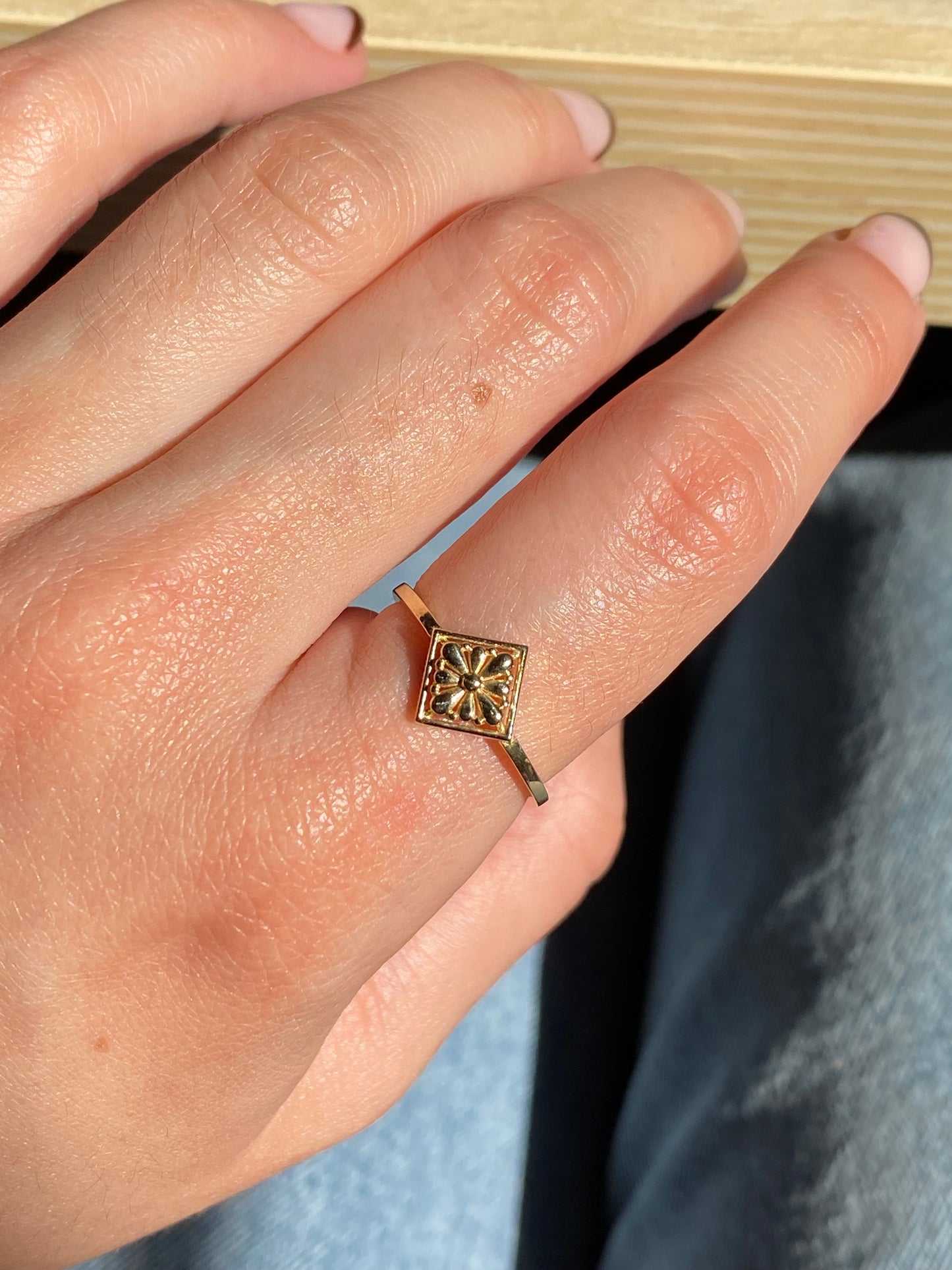 FLORES TALAVERA RING