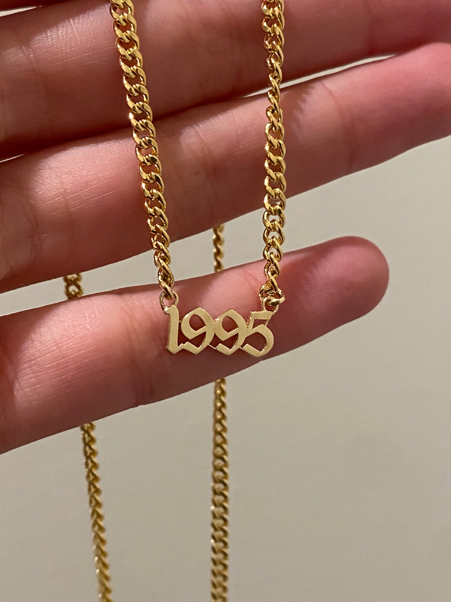CUSTOM OLD ENGLISH CUBAN LINK NAME PLATE NECKLACE