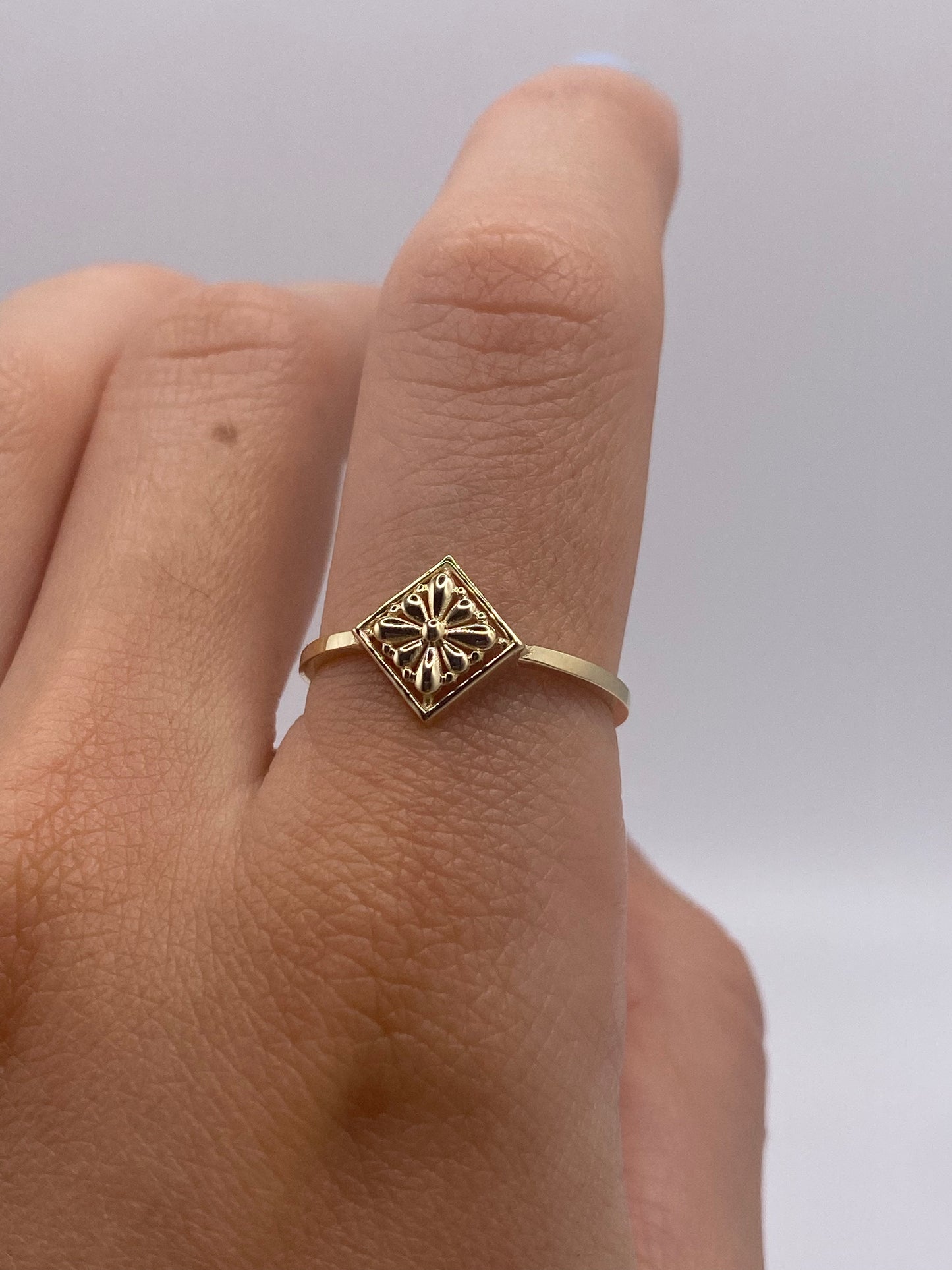 FLORES TALAVERA RING