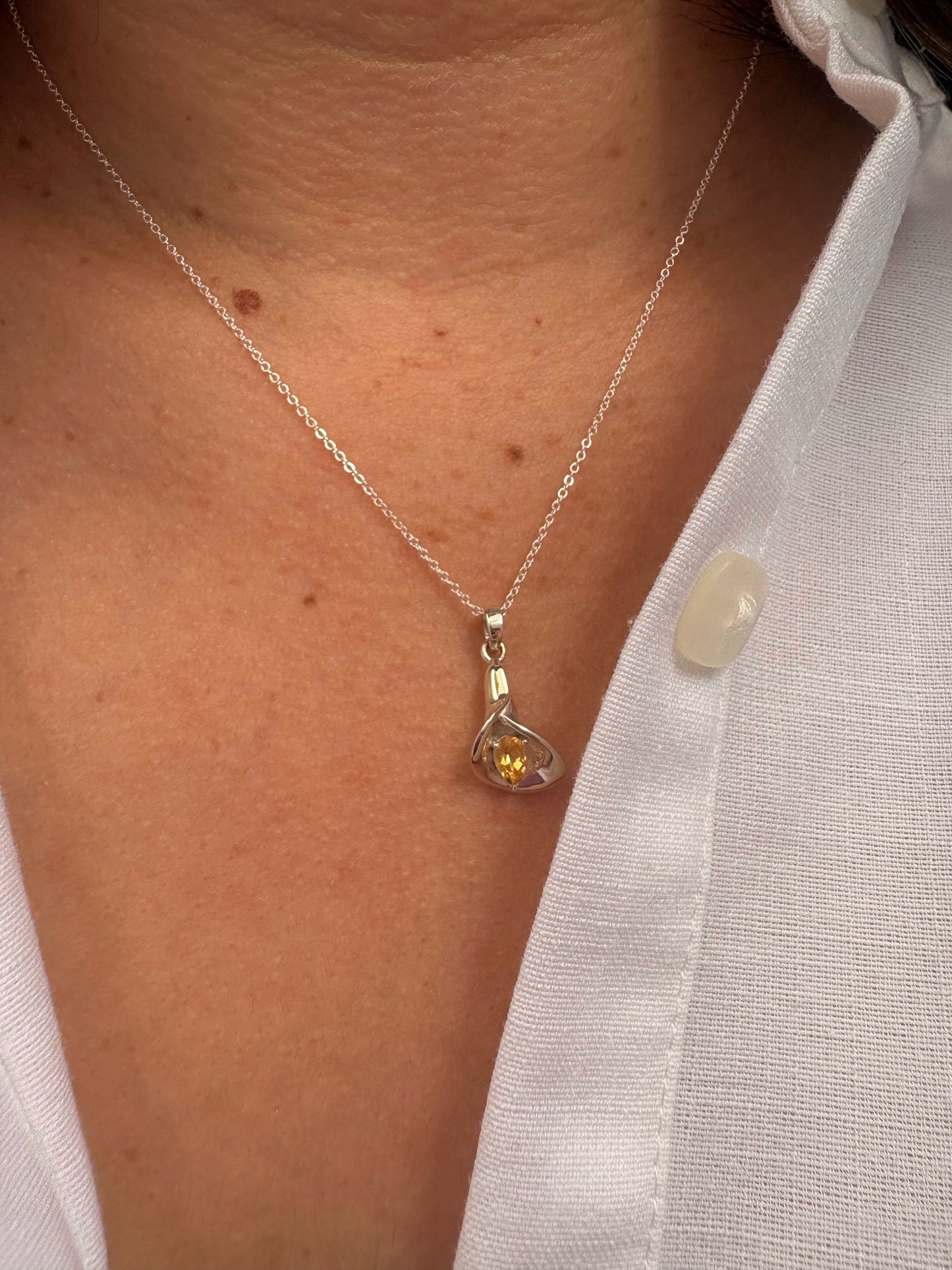 CITRINE CALLA LILY NECKLACE