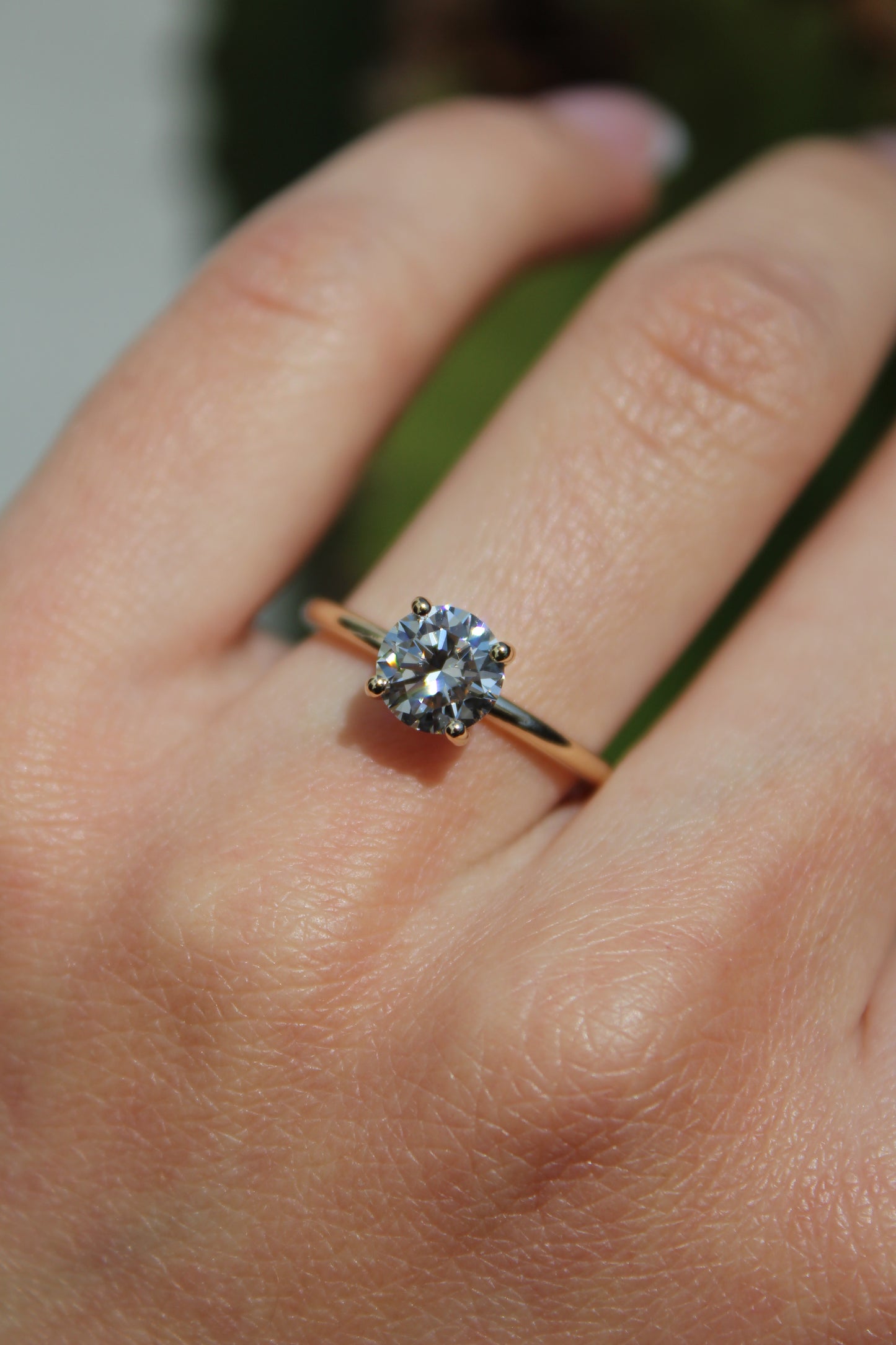ROUND DIAMOND SOLITAIRE RING