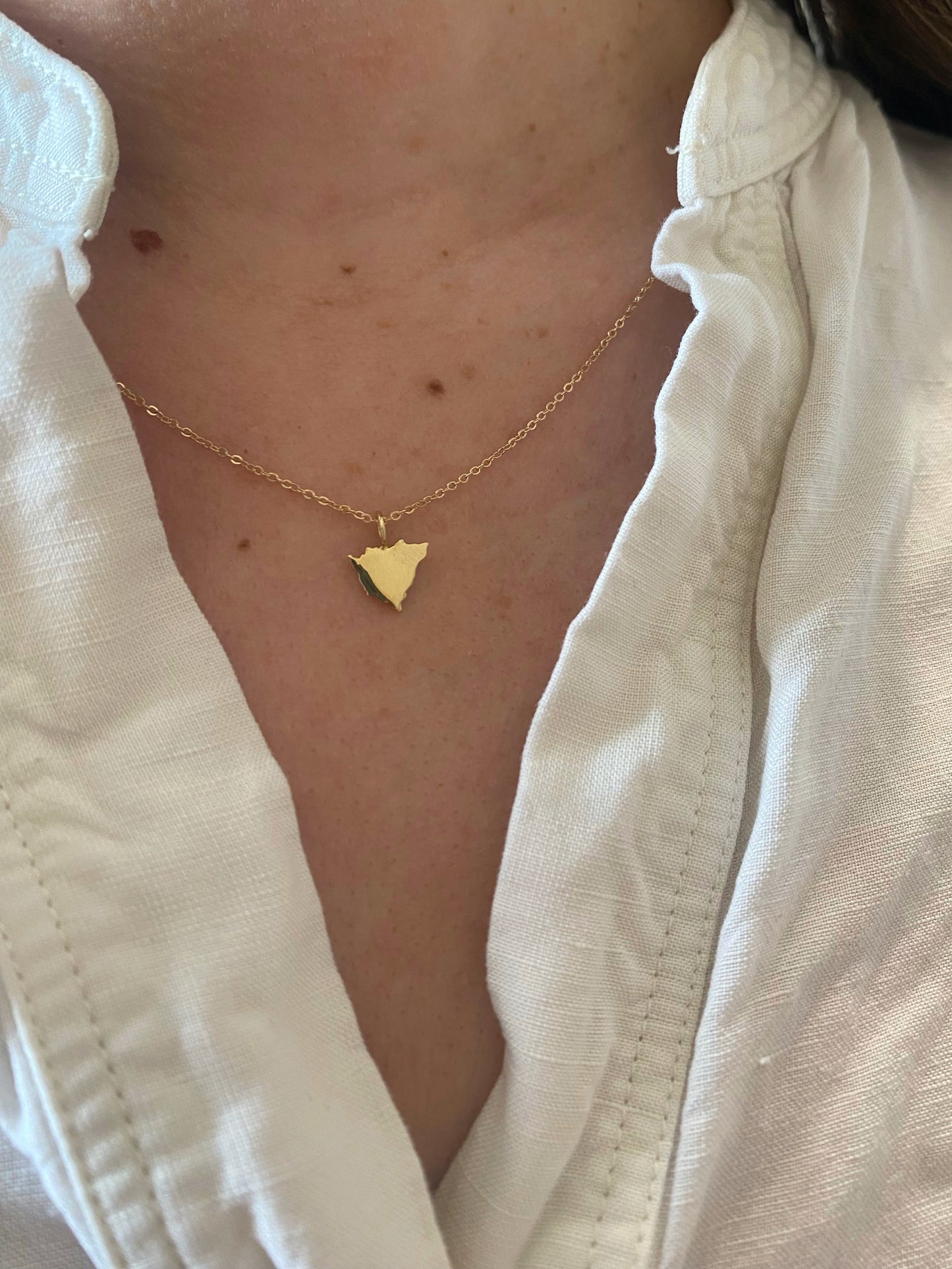NICARAGUA MINI ORIGIN NECKLACE